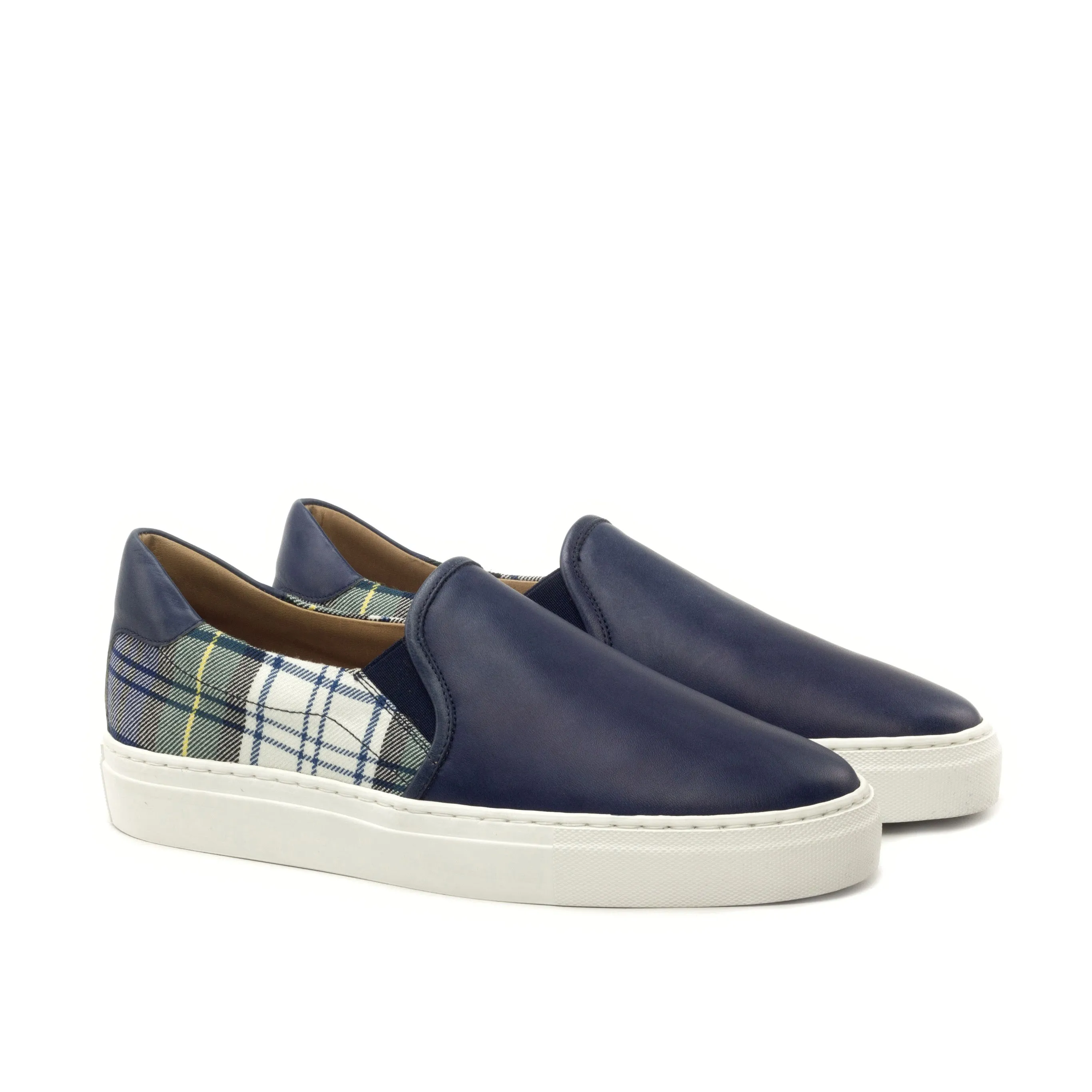 Crito slip on sneaker