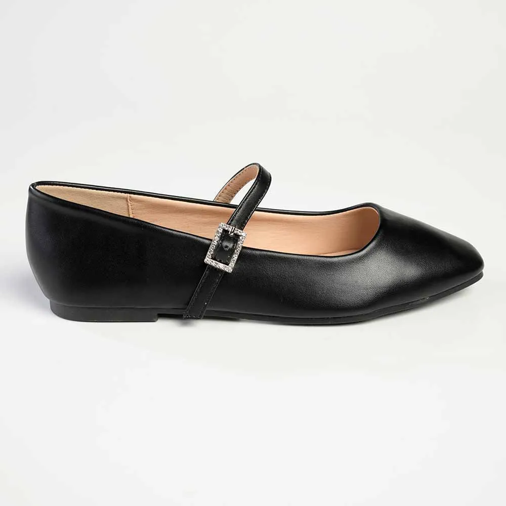 Madison Jackilee Pump With Buckle Strap - Black