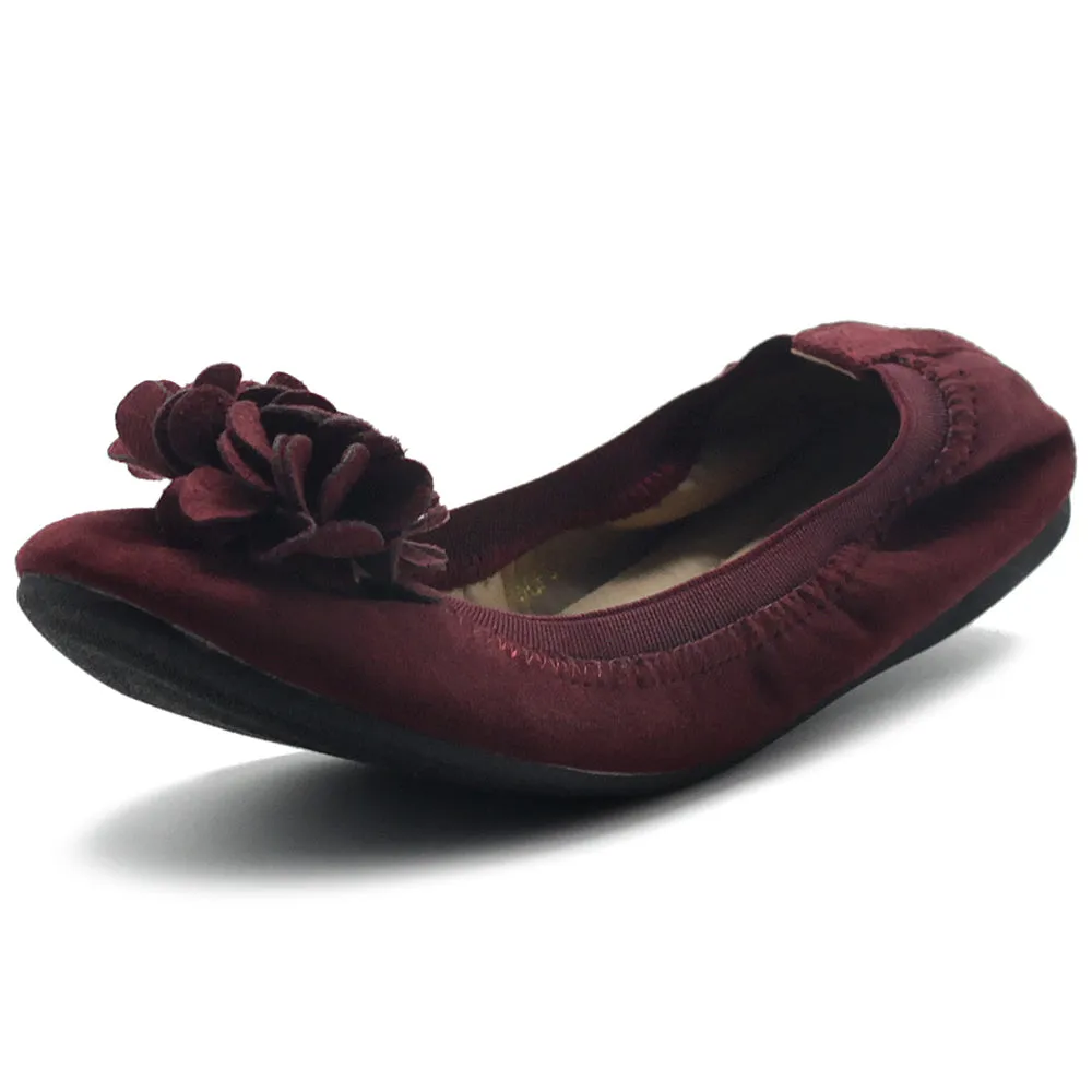 Ollio Women's Shoes Faux Suede Decorative Flower Slip On Comfort Light Ballet Flat